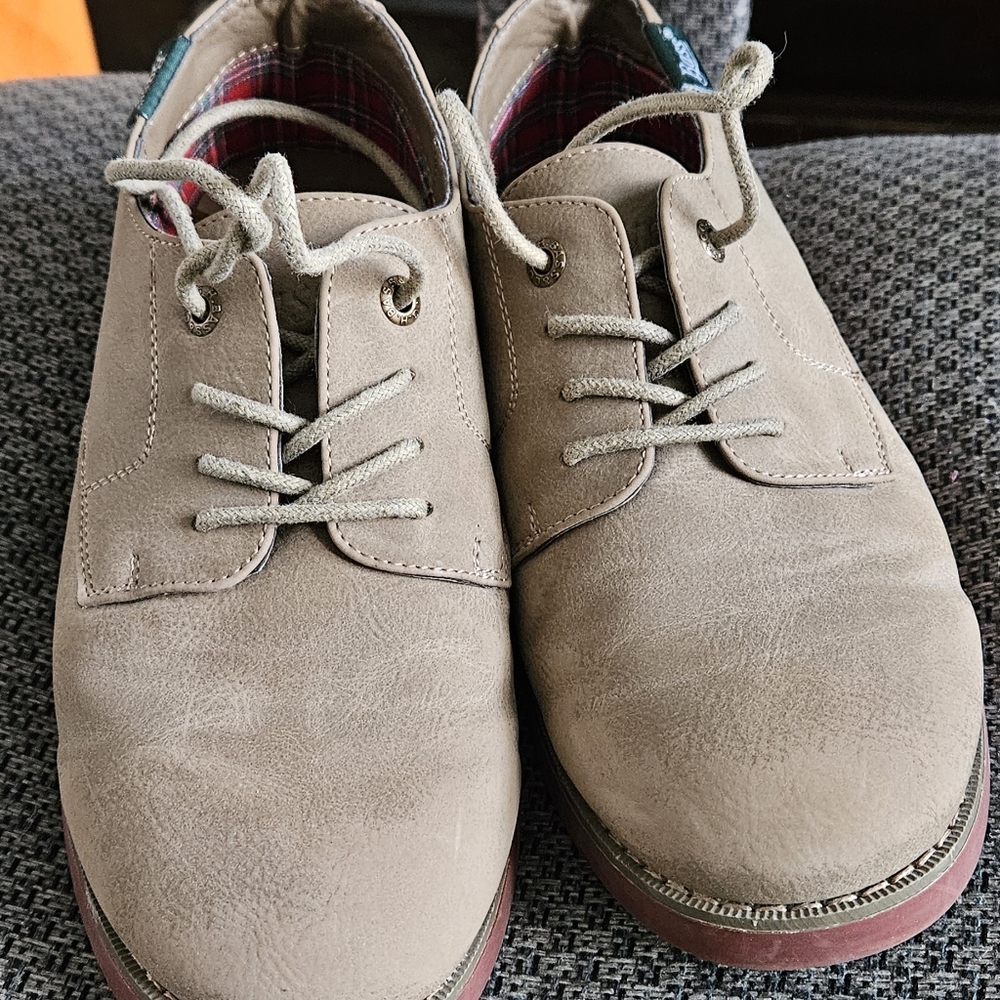 Bass Kids Shoes Size 4